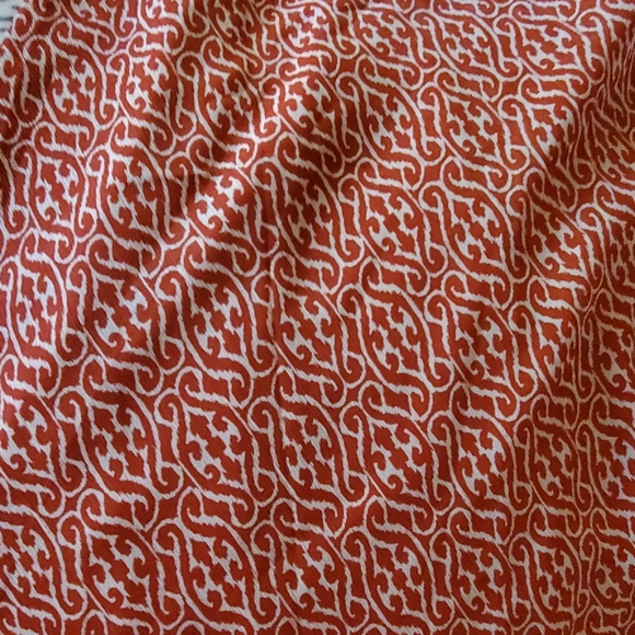 Red and white belted skirt🎉🎉HP🎉🎉 - Picture 5 of 5